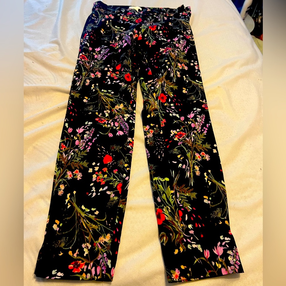 Straight Floral pants Size: 4 H&M